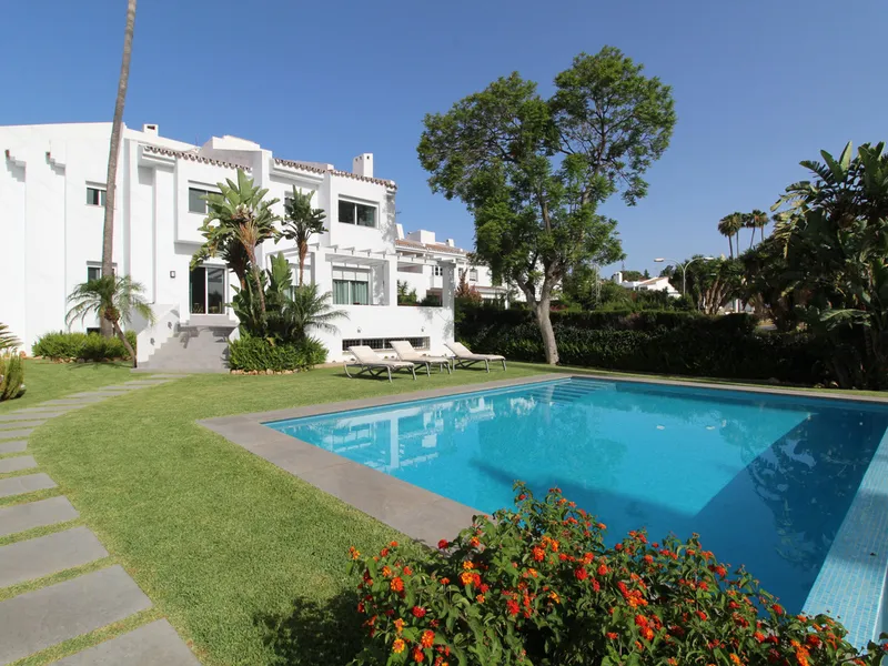 5 Bedroom Detached Villa in Nueva Andalucía