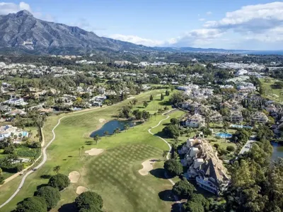 2 Bedroom Duplex in Nueva Andalucía