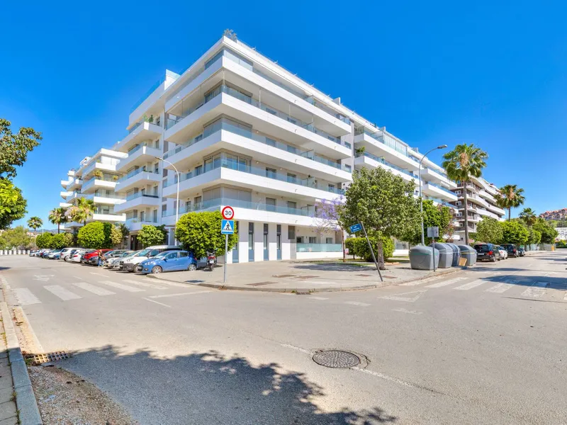 3 Bedroom Middle Floor Apartment in Nueva Andalucía