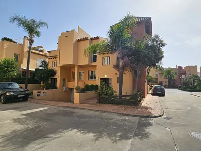 4 Bedroom Townhouse in Nueva Andalucía