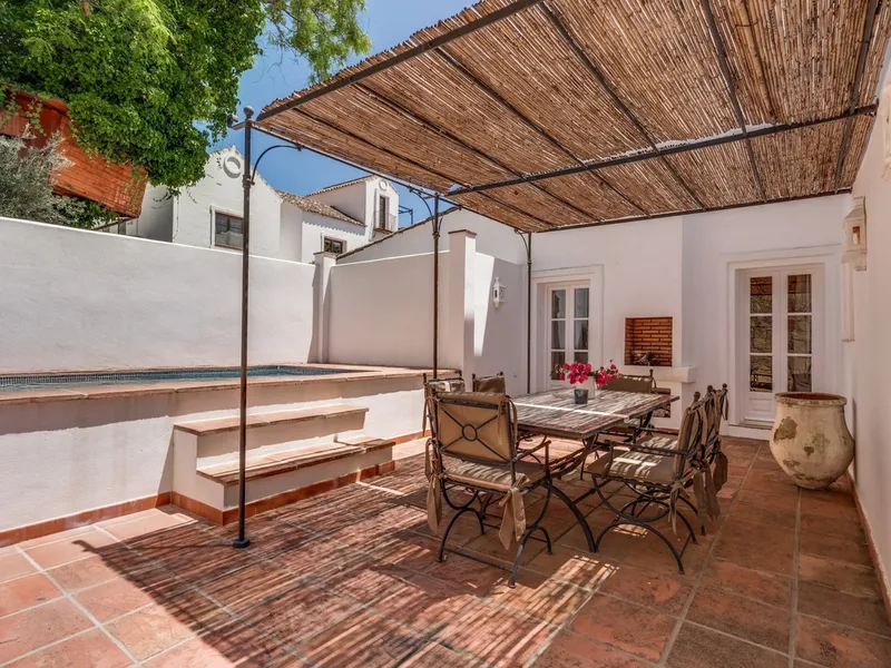 2 Bedroom Ground Floor Apartment in La Zagaleta