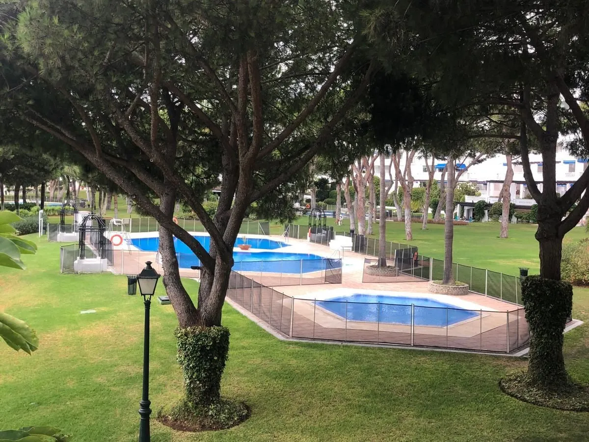 4 Bedroom Middle Floor Apartment in Puerto Banús