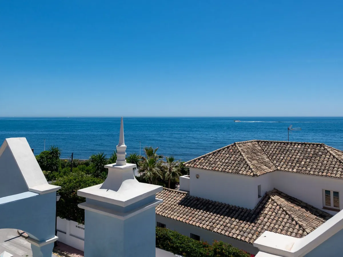 6 Bedroom Detached Villa in Puerto Banús