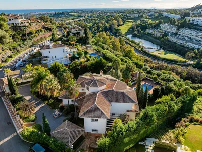 6 Bedroom Detached Villa in Nueva Andalucía