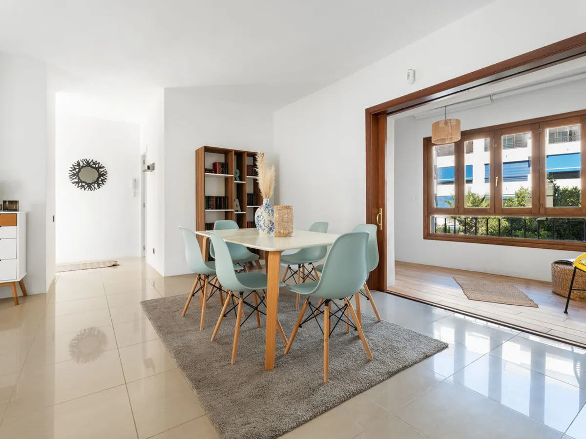 3 Bedroom Middle Floor Apartment in Puerto Banús