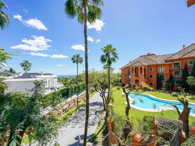 2 Bedroom Middle Floor Apartment in La Quinta