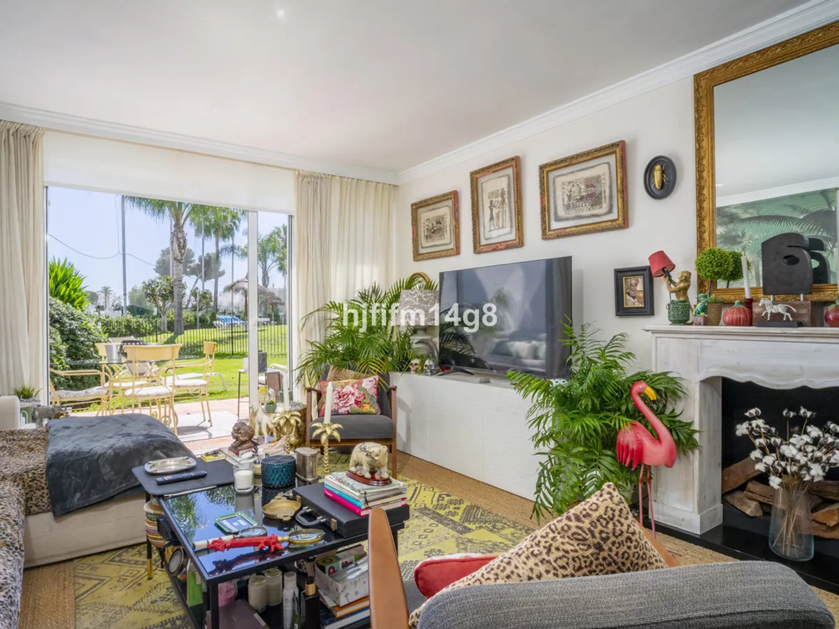 1 Bedroom Ground Floor Apartment in Nueva Andalucía