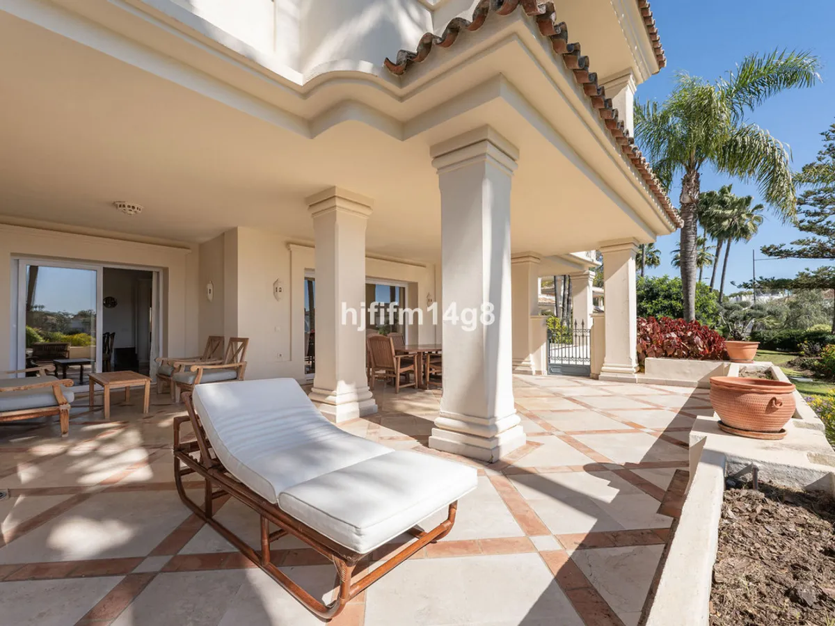 3 Bedroom Ground Floor Apartment in Nueva Andalucía