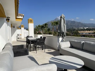 2 Bedroom Penthouse in Nueva Andalucía