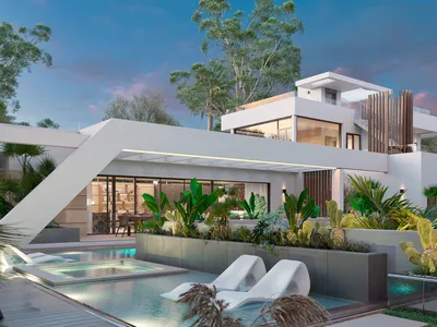 5 Bedroom Detached Villa in Nueva Andalucía