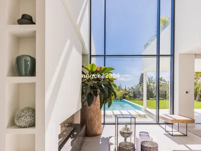 5 Bedroom Detached Villa in Nueva Andalucía