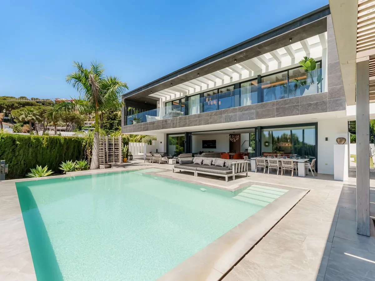 4 Bedroom Detached Villa in Nueva Andalucía