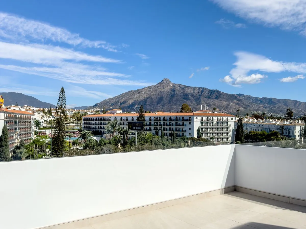 2 Bedroom Penthouse in Puerto Banús