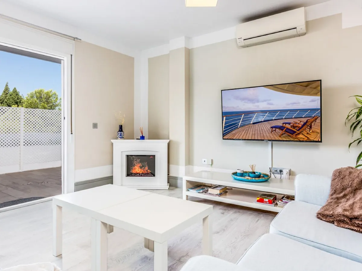 2 Bedroom Middle Floor Apartment in Nueva Andalucía