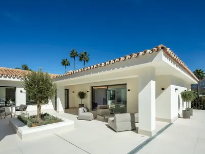 5 Bedroom Detached Villa in Nueva Andalucía