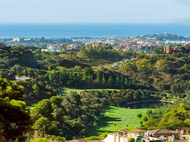 3 Bedroom Middle Floor Apartment in La Quinta