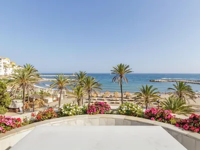 3 Bedroom Middle Floor Apartment in Puerto Banús