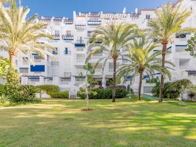 2 Bedroom Middle Floor Apartment in Puerto Banús
