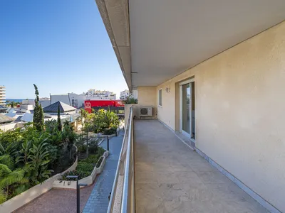 2 Bedroom Middle Floor Apartment in Puerto Banús