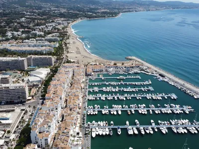 3 Bedroom Middle Floor Apartment in Puerto Banús