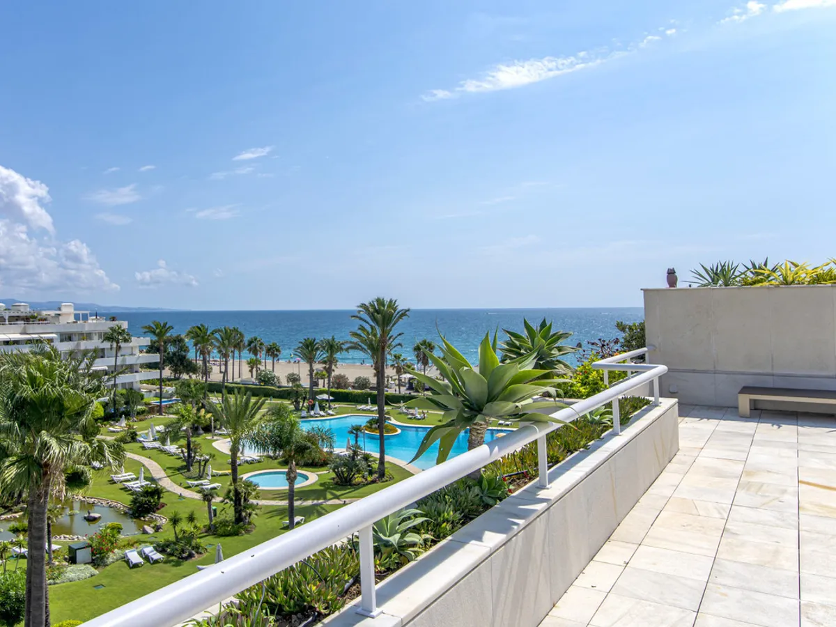 3 Bedroom Penthouse in Puerto Banús