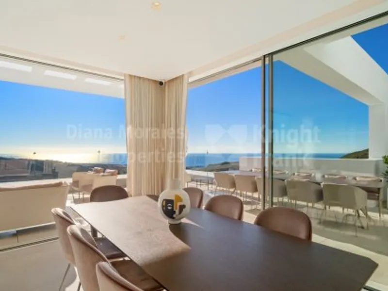 Palo Alto 1, duplex penthouse with panoramic sea views in Palo Alto