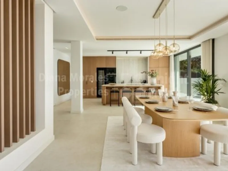 Marbella East, Villa Ember, exclusive property with modern design and spacious terraces