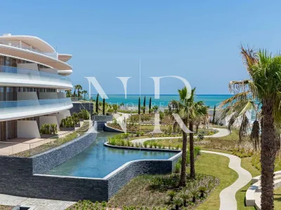 Beachfront apartment for sale in The Edge, Estepona