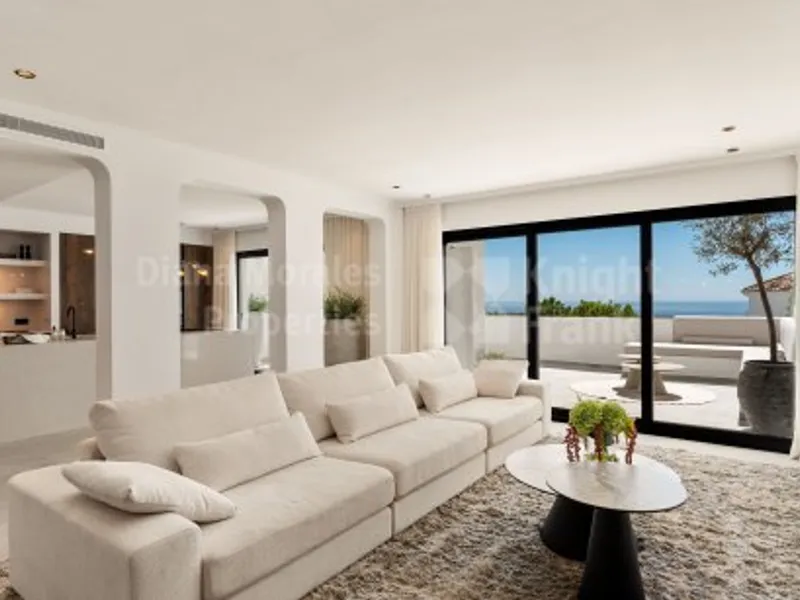 Las Colinas de Marbella, Hillside House, wonderful views in a private and secure community