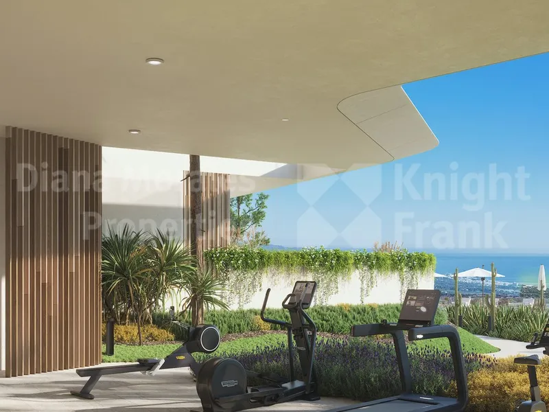 First-floor two-bedroom apartment with sea views in Real de la Quinta