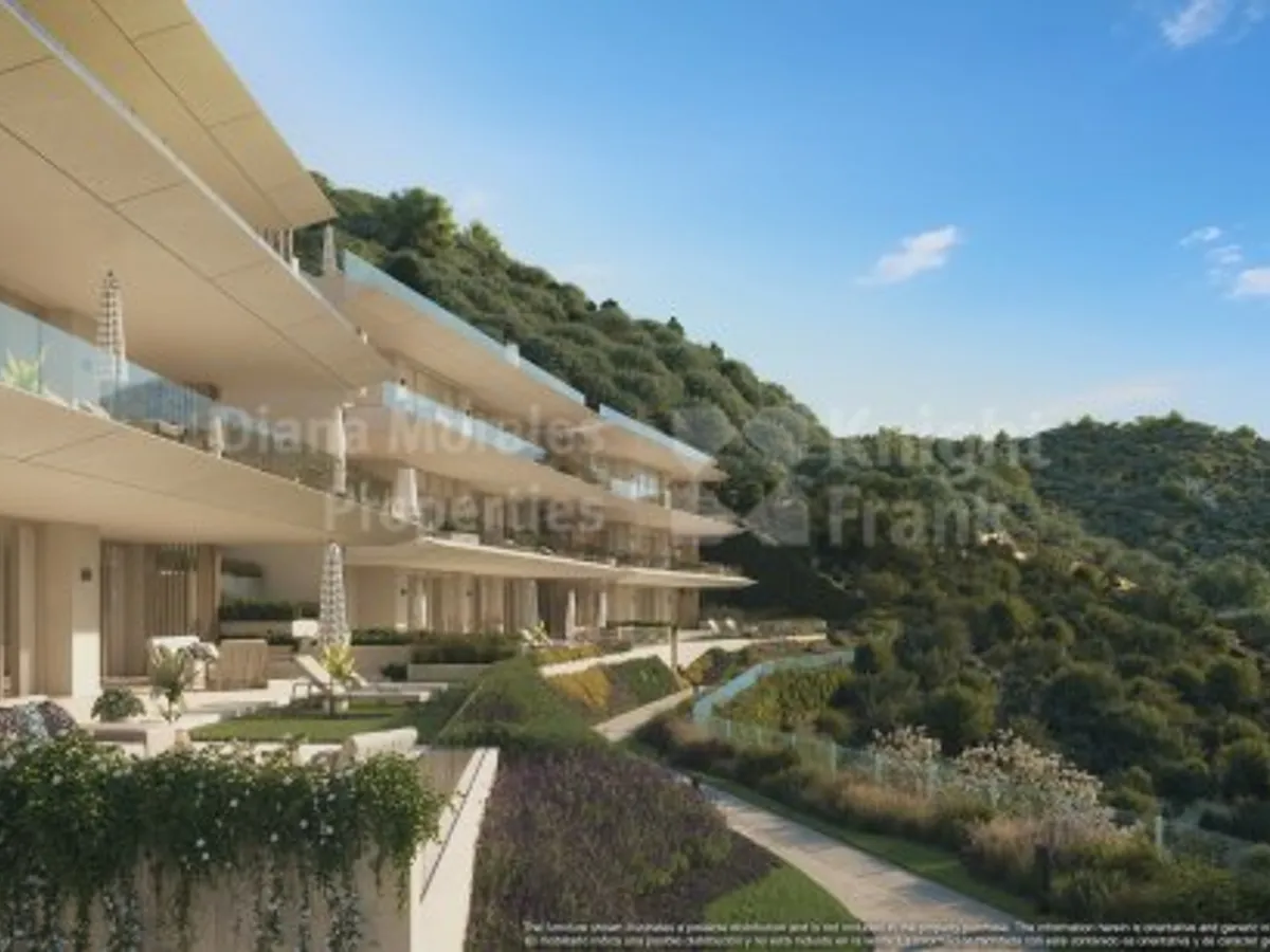 First-floor two-bedroom apartment with sea views in Real de la Quinta