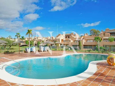 Apartment in La Cartuja Golf Estepona for sale