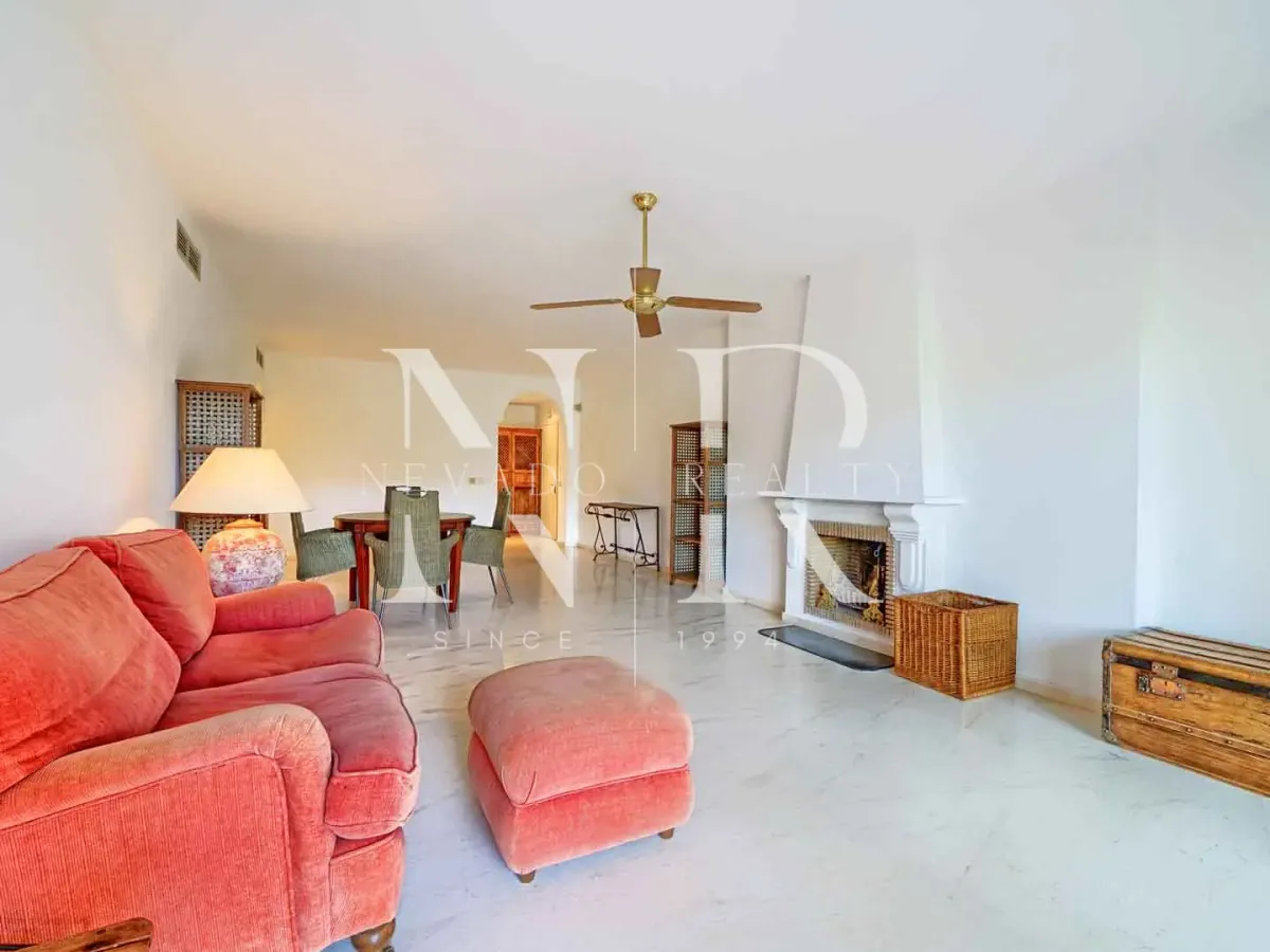 Apartment in La Cartuja Golf Estepona for sale