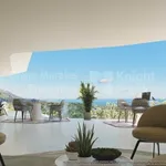 Three-bedroom penthouse with solarium and sea views in Real de la Quinta 4