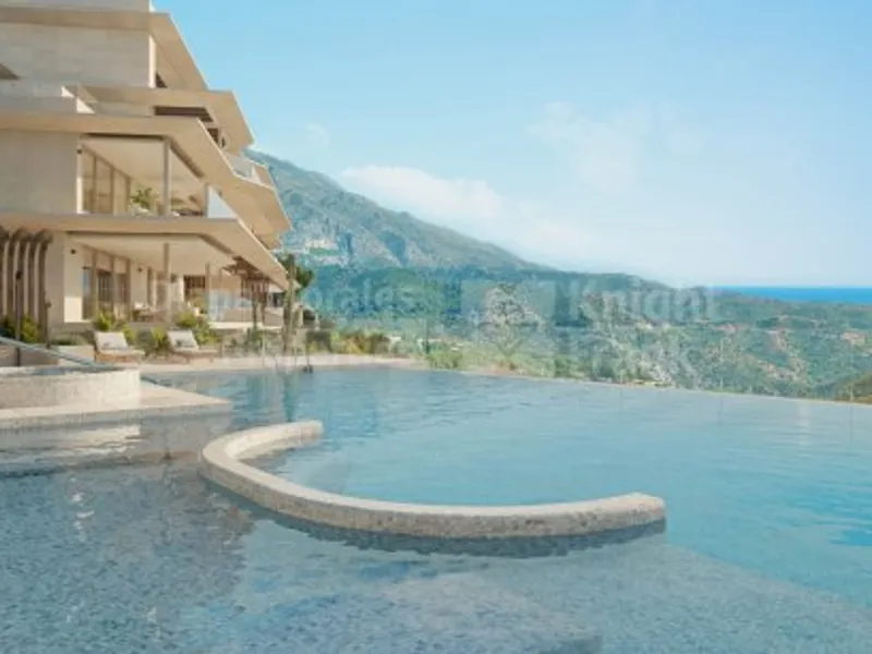 Real de La Quinta, Three-bedroom ground floor apartment with private garden in La Quinta