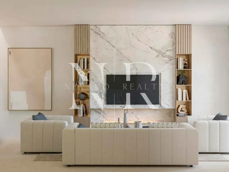 Fully renovated townhouse in La Quinta Golf residential complex for sale