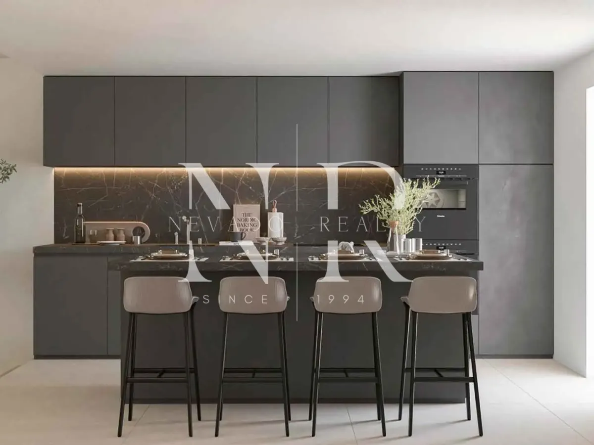 Fully renovated townhouse in La Quinta Golf residential complex for sale