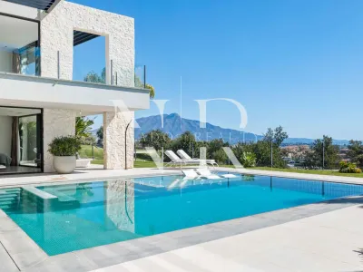 Villa in La Alquería with panoramic sea and golf views for sale