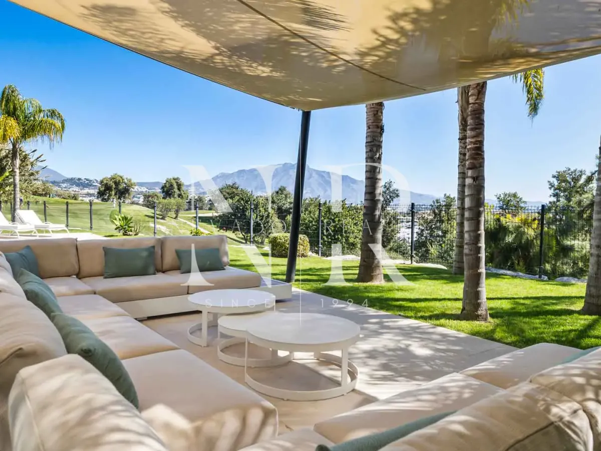 Villa in La Alquería with panoramic sea and golf views for sale