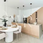 Fully renovated townhouse for sale in La Rinconada residential complex 8