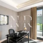 Designer villa for sale in El Paraíso 14