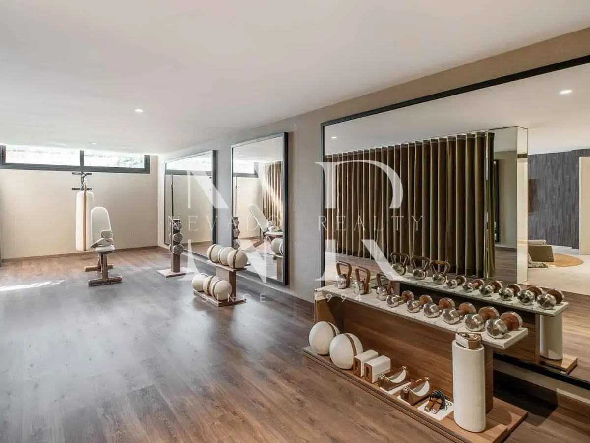 Designer villa for sale in El Paraíso