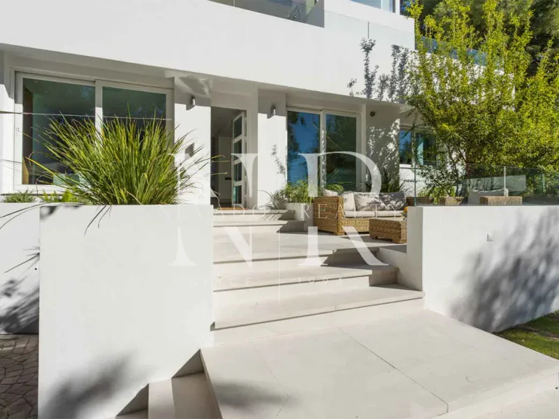 Villa in Nueva Andalucía for sale