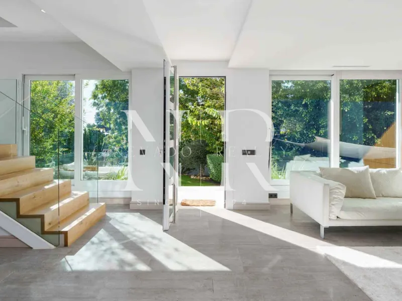 Villa in Nueva Andalucía for sale