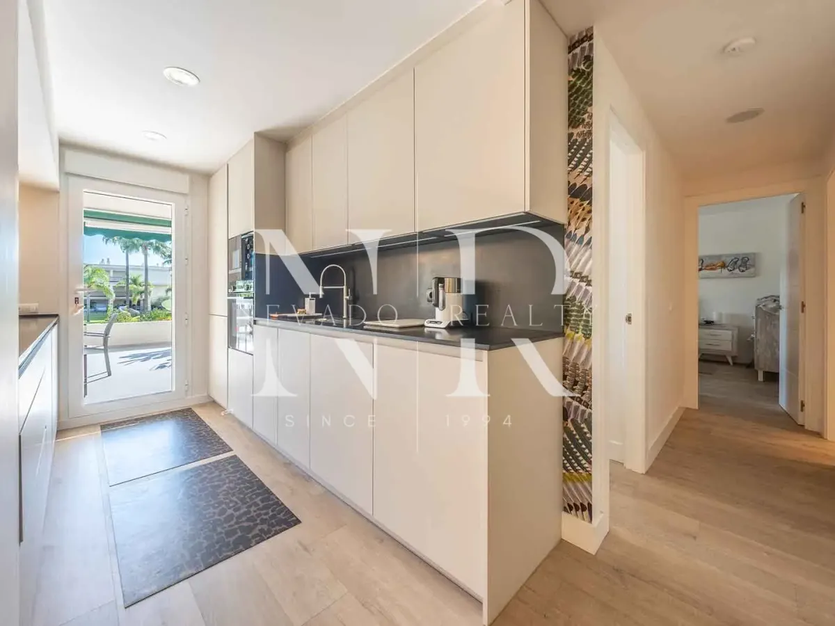 Renovated apartment in the Locrimar residential complex for sale