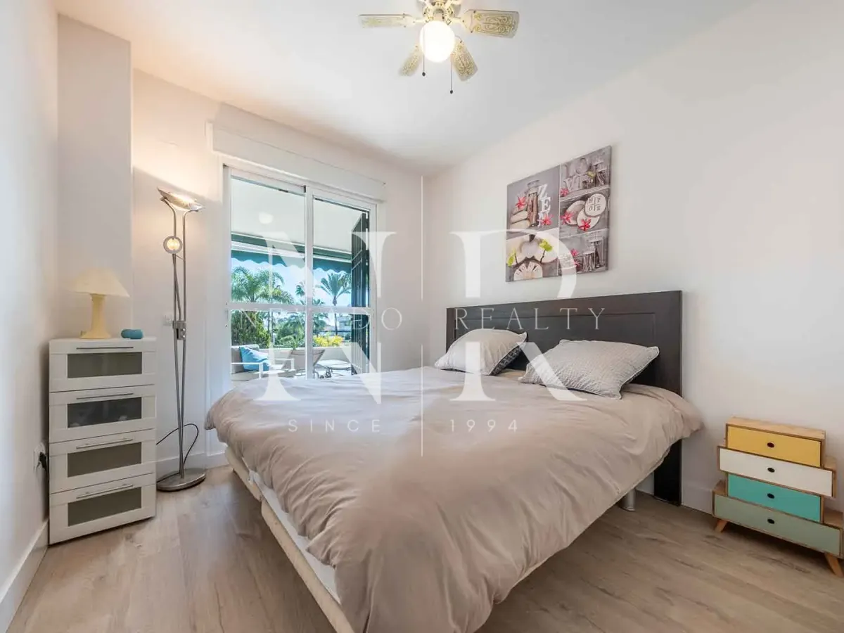 Renovated apartment in the Locrimar residential complex for sale