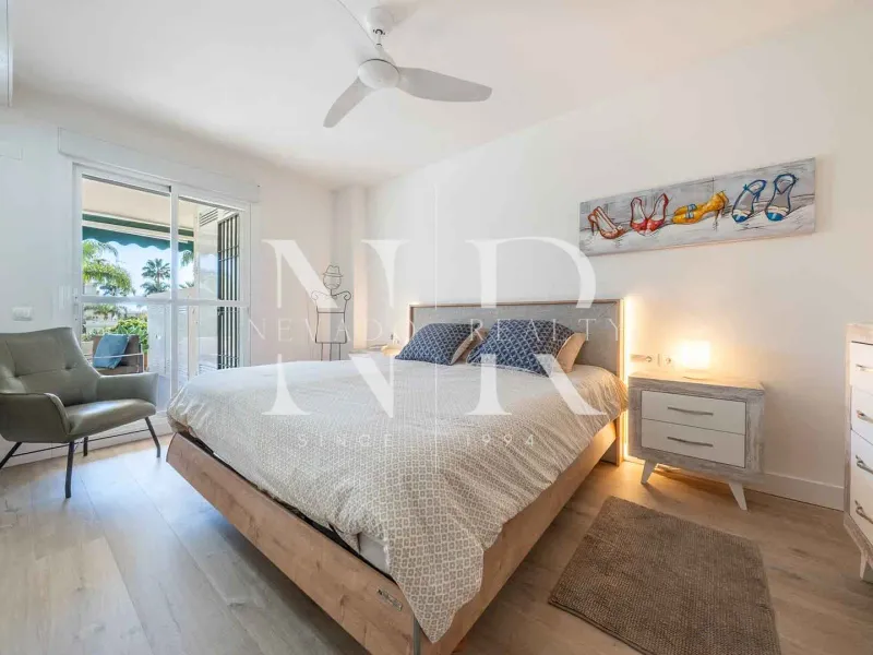 Renovated apartment in the Locrimar residential complex for sale