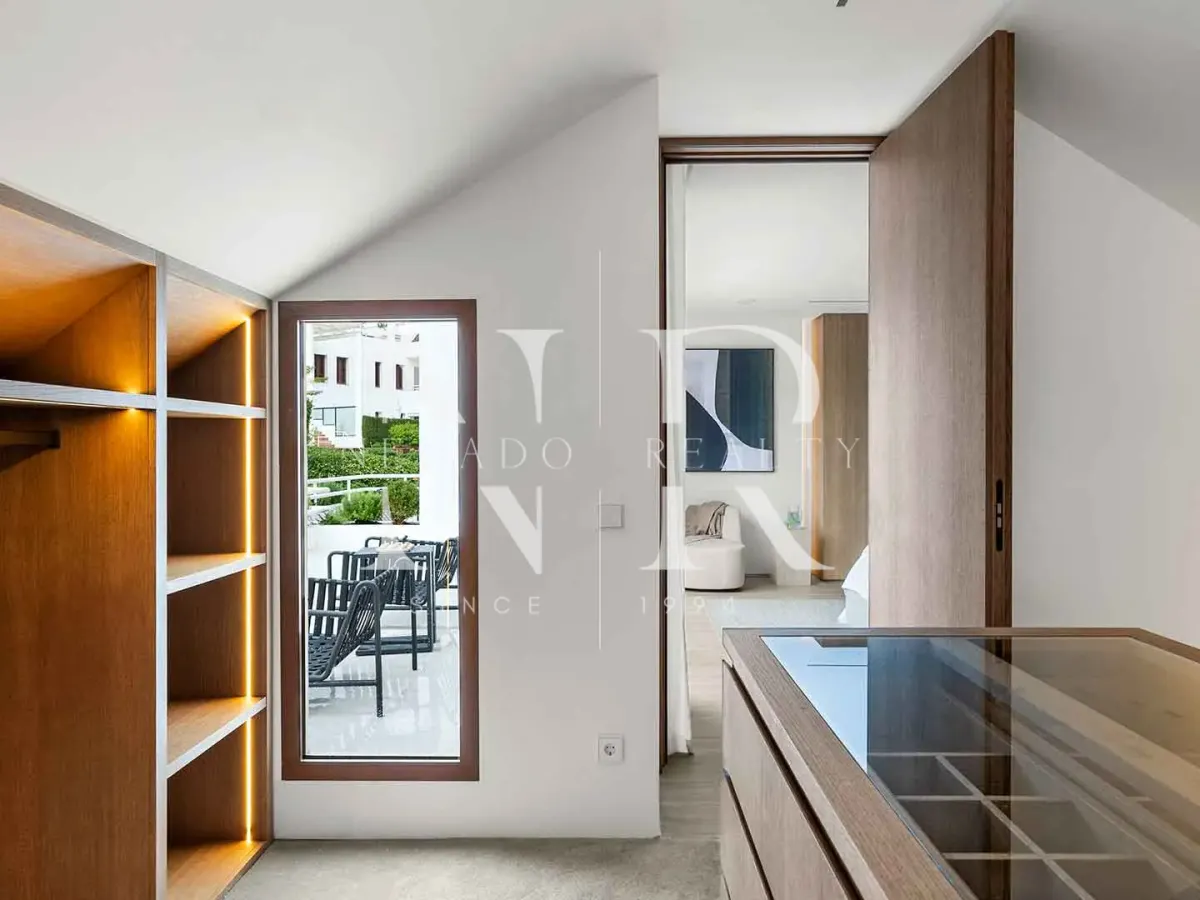 Completely renovated apartment in Alcores del Golf residential complex for sale