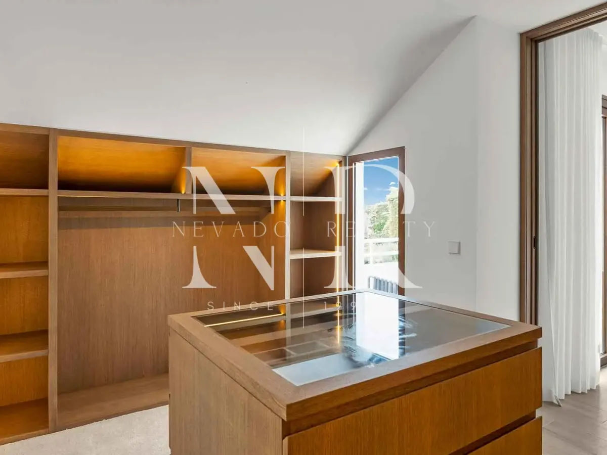 Completely renovated apartment in Alcores del Golf residential complex for sale