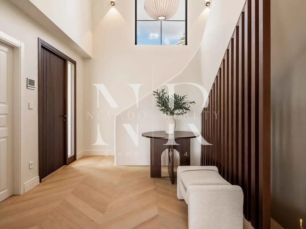 Villa in Nueva Andalucía completely renovated for sale